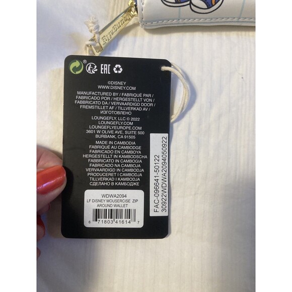 Disney Loungefly Mousercise Minnie Mickey Donald Zip Continental Wallet NWT - Picture 6 of 14